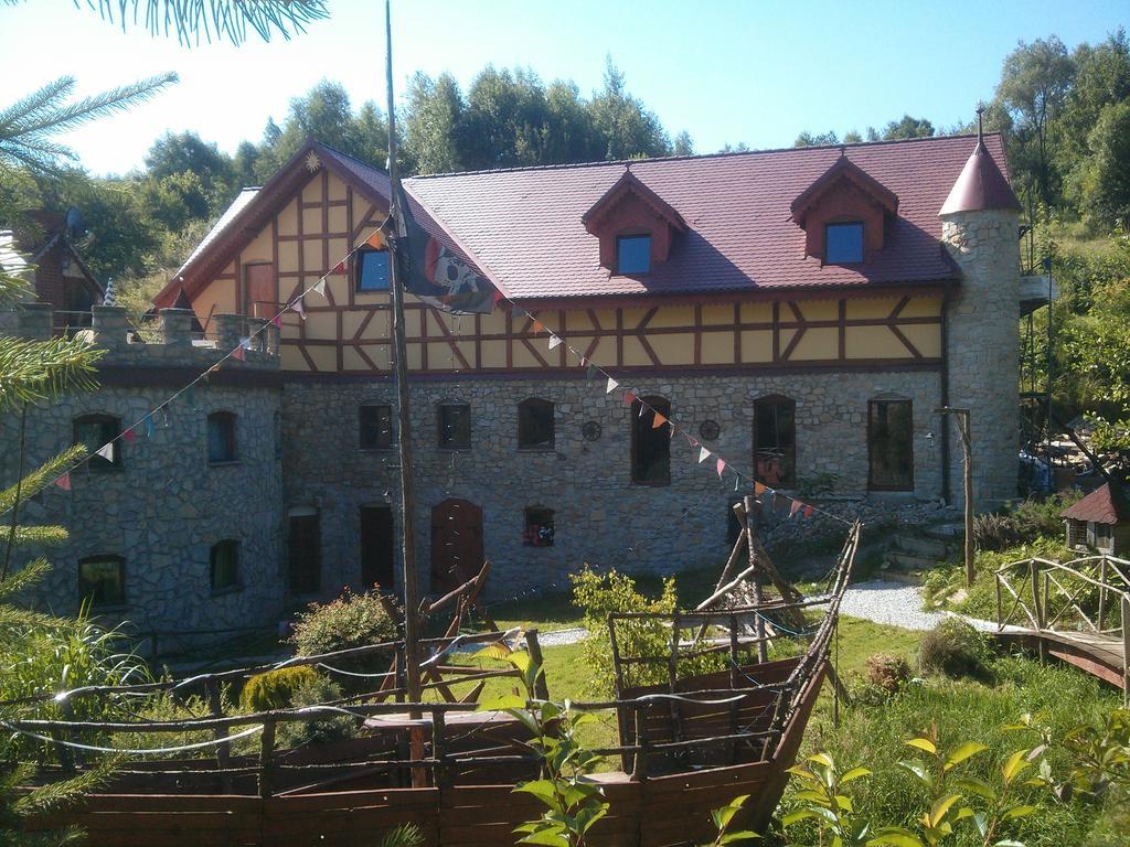 Zbojna Debra Bed & Breakfast Golejow Ruang foto