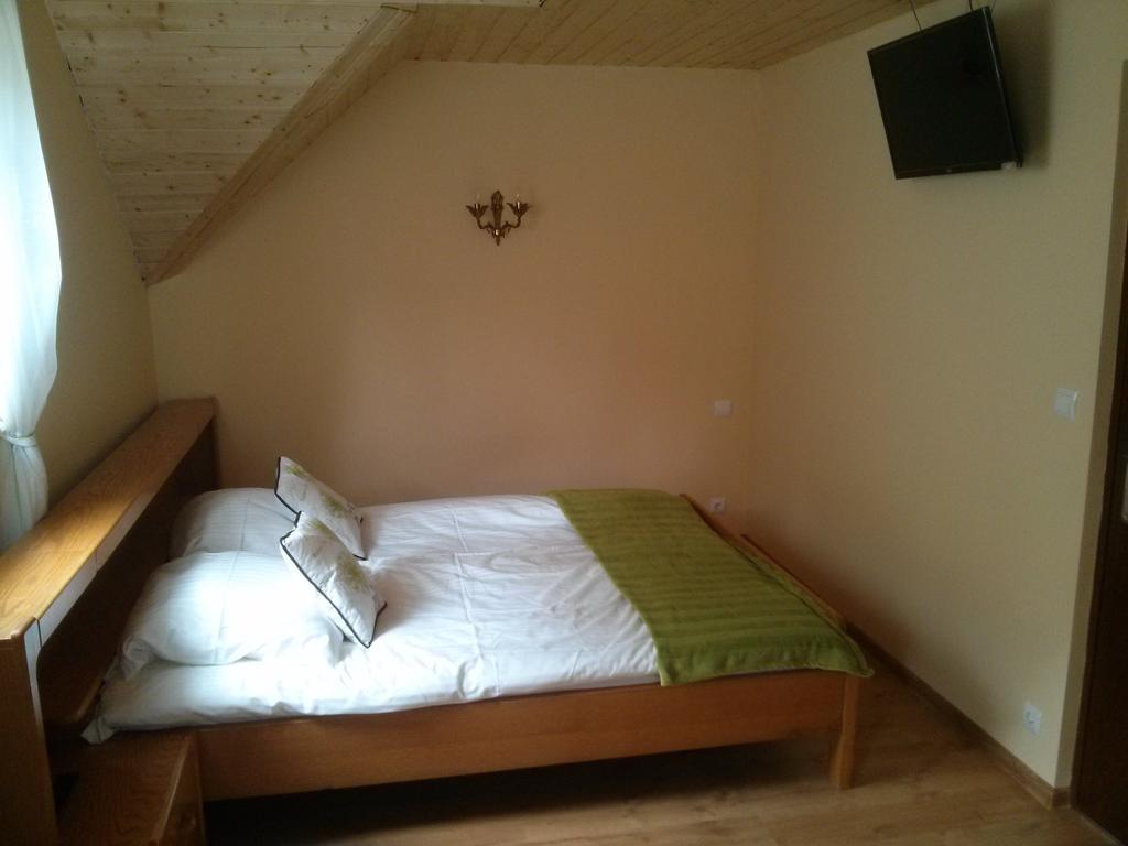 Zbojna Debra Bed & Breakfast Golejow Ruang foto