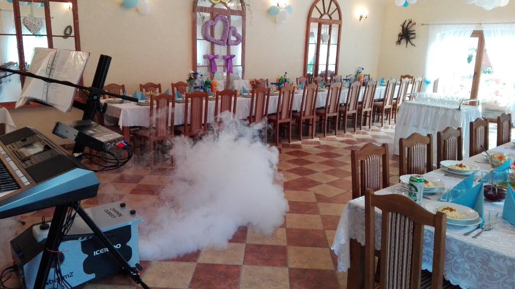 Zbojna Debra Bed & Breakfast Golejow Bagian luar foto